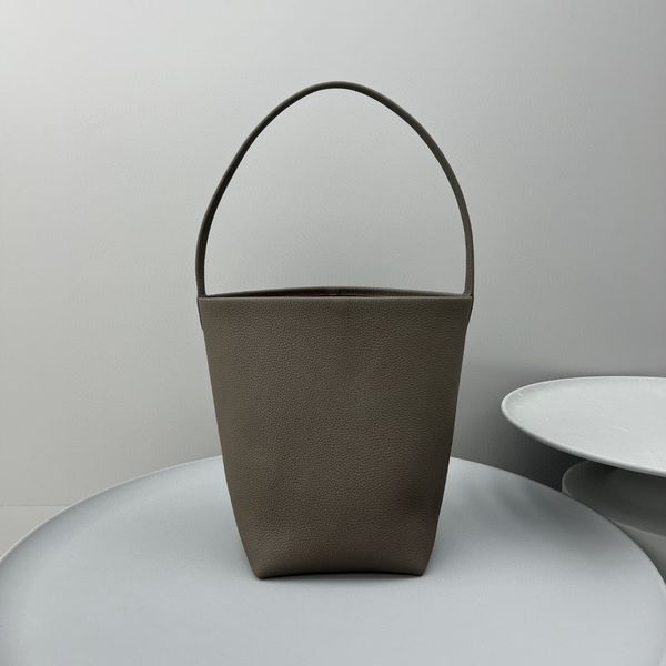 genuine sheepskin leather women mini bucket handbag the tote bags luxury designer classic row picotin lady evening party shopping shoulder b
genuine sheepskin leather women mini bucket handbag the tote bags luxury designer classic row picotin lady evening party shopping shoulder b