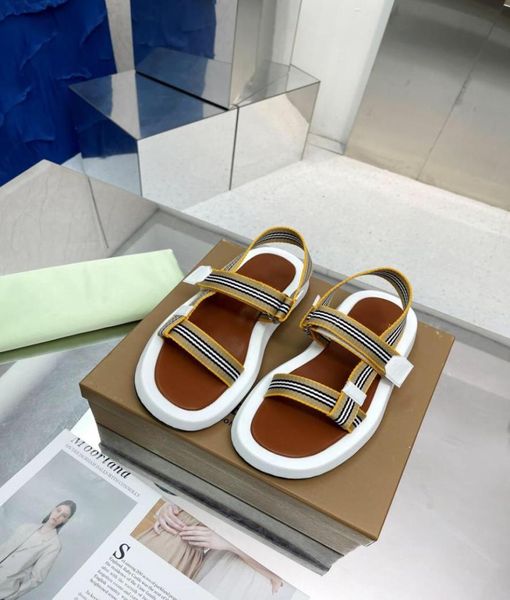 2022designer vintage check slides pantoufle sandals print furleys archive plaid pool slipper women beige summer beach outdoor cool6992474, Black
2022designer vintage check slides pantoufle sandals print furleys archive plaid pool slipper women beige summer beach outdoor cool6992474, Black