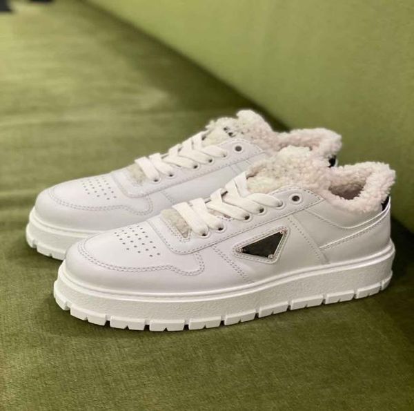 winter comfort soft shearling sneakers shoes women enameled metal triangle white calf leather sports chunky rubber footwear walkin6693582, Black
winter comfort soft shearling sneakers shoes women enameled metal triangle white calf leather sports chunky rubber footwear walkin6693582, Black