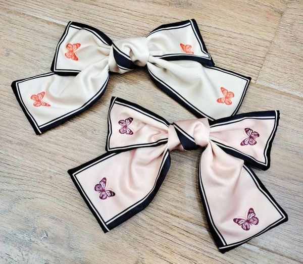 dhl sweet and cute big bow hairpin korean temperament fabric printing hair accessories back head spring clip clip hairpin4615016, Silver
dhl sweet and cute big bow hairpin korean temperament fabric printing hair accessories back head spring clip clip hairpin4615016, Silver