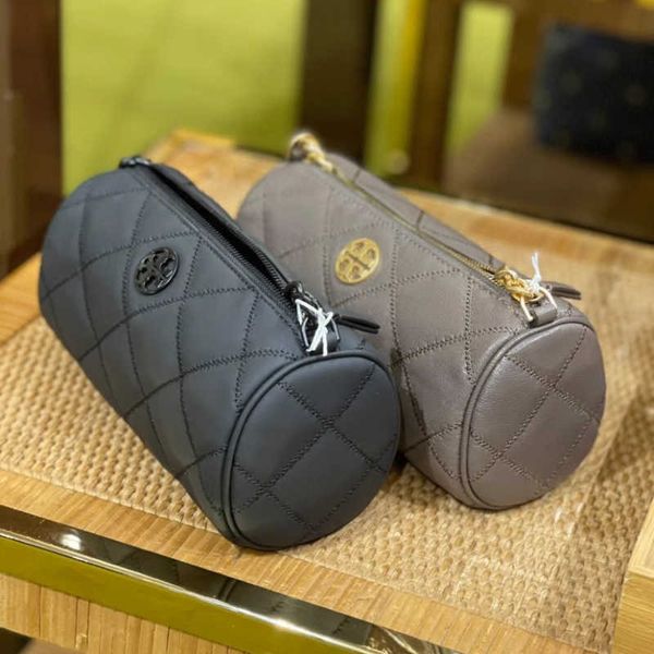luxury toryy burchh designer bag american tb ole women's bag willa cylinder chain small diagonal straddle women tb shoulder bags fashio
luxury toryy burchh designer bag american tb ole women's bag willa cylinder chain small diagonal straddle women tb shoulder bags fashio
