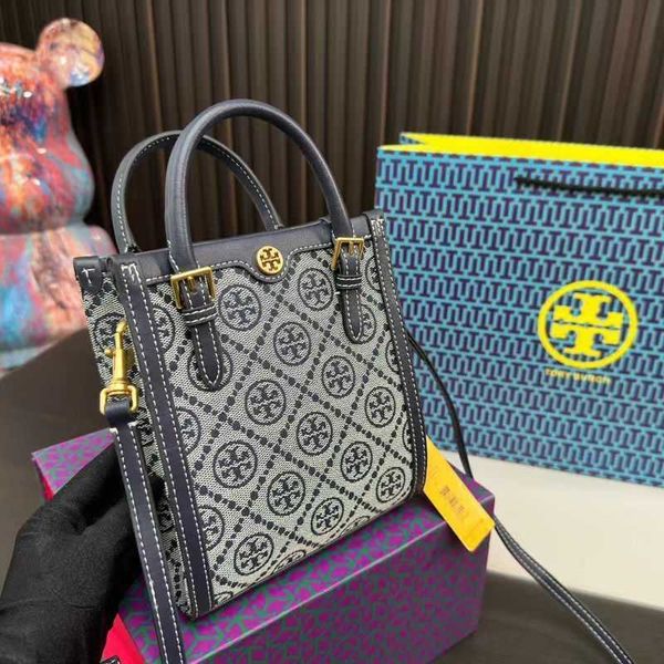 designer bags luxury torys shoulder burchs handbags geunine leather tb score bag casual versatile shoulder leisure bags crossbody classic br
designer bags luxury torys shoulder burchs handbags geunine leather tb score bag casual versatile shoulder leisure bags crossbody classic br