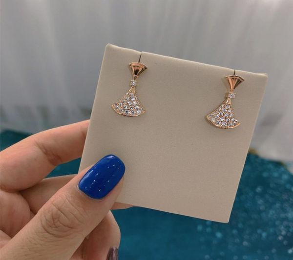 stud earrings full drill fan small skirt 925 silver highend new earrings jewelry8347716, Golden;silver
stud earrings full drill fan small skirt 925 silver highend new earrings jewelry8347716, Golden;silver