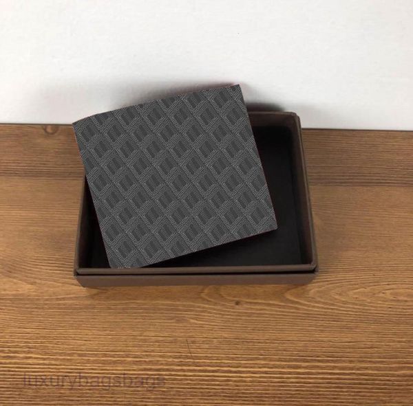 2021 brand wallet designer men039s leather short wallet wallet with box frame dust bag manual a variety of styles5265211, Red;black
2021 brand wallet designer men039s leather short wallet wallet with box frame dust bag manual a variety of styles5265211, Red;black