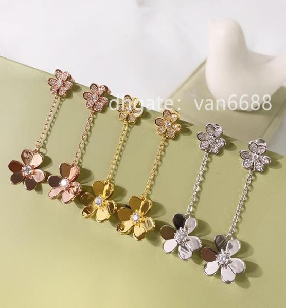 ladies love rings pendant necklaces screw bracelet party wedding couple gift love bracelet fashion luxury cleefing designer bracel4005046, Golden;silver
ladies love rings pendant necklaces screw bracelet party wedding couple gift love bracelet fashion luxury cleefing designer bracel4005046, Golden;silver