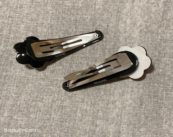 fashion black and white acrylic flower hair clips one word clip barrettes popular head accessories in european and american countr1855476, Golden;silver
fashion black and white acrylic flower hair clips one word clip barrettes popular head accessories in european and american countr1855476, Golden;silver