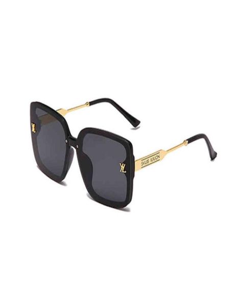 2021 luxury square sunglasses ladies fashion classic brand designer retro sun glasses women eyewear shades2416194, Silver
2021 luxury square sunglasses ladies fashion classic brand designer retro sun glasses women eyewear shades2416194, Silver