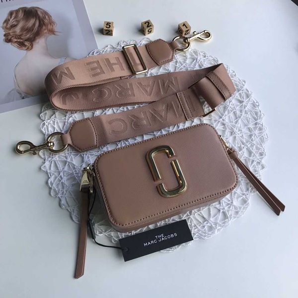 luxury bag mj mj wide shoulder strap porcelain fused color camera single oblique cross versatile small square genuine leather women's f
luxury bag mj mj wide shoulder strap porcelain fused color camera single oblique cross versatile small square genuine leather women's f