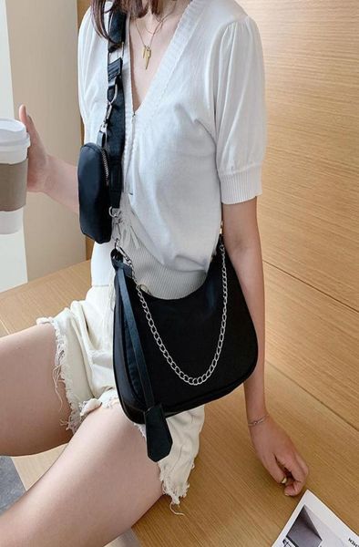 2020 designer luxury shoulder bags nylon handbags selling wallet women bags crossbody bag hobo purses with box3114126, Red;black
2020 designer luxury shoulder bags nylon handbags selling wallet women bags crossbody bag hobo purses with box3114126, Red;black