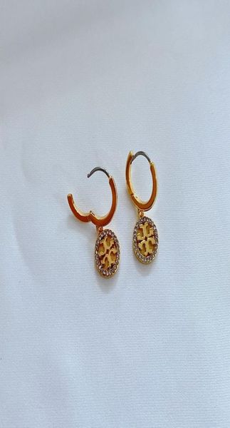 huggie hook super a quality real 18k goldwhiterose gold plated full rhinestone earrings earring letter gift5580406, Golden;silver
huggie hook super a quality real 18k goldwhiterose gold plated full rhinestone earrings earring letter gift5580406, Golden;silver