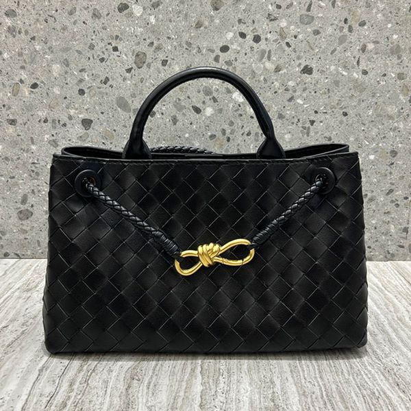 andiamo tote shopping bag women shoulder bags genuine leather inside fashion letters golden hardware magnetic button classic plain handbags
andiamo tote shopping bag women shoulder bags genuine leather inside fashion letters golden hardware magnetic button classic plain handbags