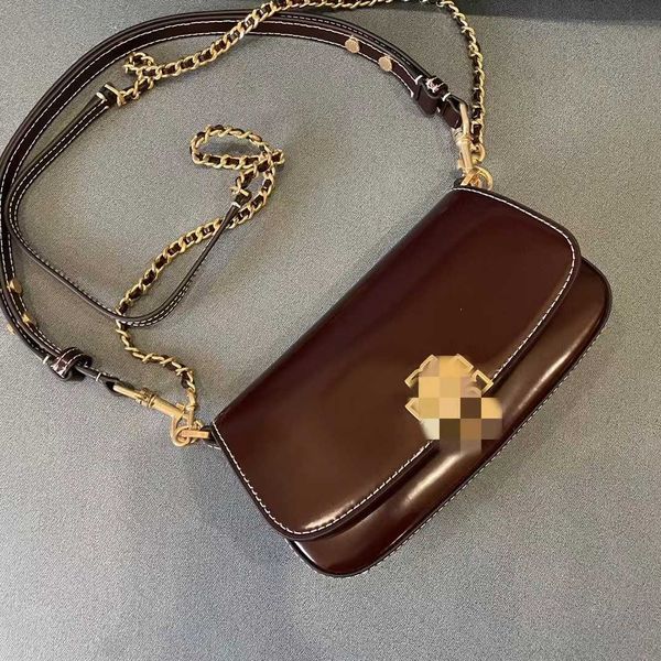 luxury torysburchs designer bag leather handbags 2023 swtbsfigne womens leisure portable fashional bags one-shoulder messenger tote handbag
luxury torysburchs designer bag leather handbags 2023 swtbsfigne womens leisure portable fashional bags one-shoulder messenger tote handbag