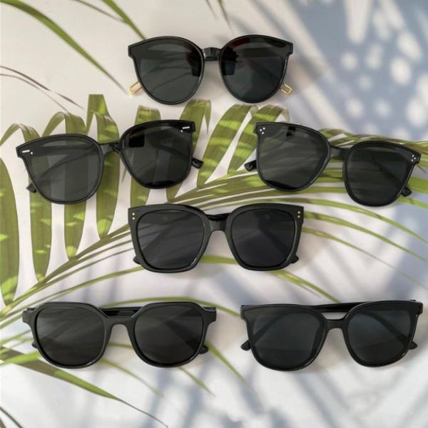 high quatily brand designer men and women sunglasses fashion sports sunglasses oculos de sol sun glasses eyeswearr mixed colors un7623740, White;black
high quatily brand designer men and women sunglasses fashion sports sunglasses oculos de sol sun glasses eyeswearr mixed colors un7623740, White;black