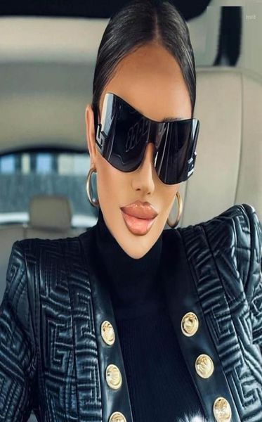 sunglasses celebrity luxury women large arc shaped 2022 brand oversized glasses female rimless sun men gafas de sol1136980, White;black
sunglasses celebrity luxury women large arc shaped 2022 brand oversized glasses female rimless sun men gafas de sol1136980, White;black