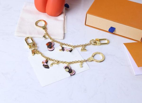 luxury designer keychain classic brand key buckle flower letter key chain bag ring handmade keychains men womens bags6338234, Silver
luxury designer keychain classic brand key buckle flower letter key chain bag ring handmade keychains men womens bags6338234, Silver