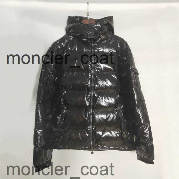 winter men down jacket parkas designer coats fashion puff jackets classic hooded thick outdoor casual warm feather man outwear bright black
winter men down jacket parkas designer coats fashion puff jackets classic hooded thick outdoor casual warm feather man outwear bright black
