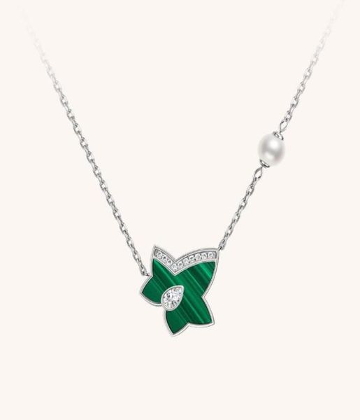 2022 new fashion leaves designer luxury pendant necklaces for women with shining crystal short chain choker sweet necklace jewelry1362557, Silver
2022 new fashion leaves designer luxury pendant necklaces for women with shining crystal short chain choker sweet necklace jewelry1362557, Silver