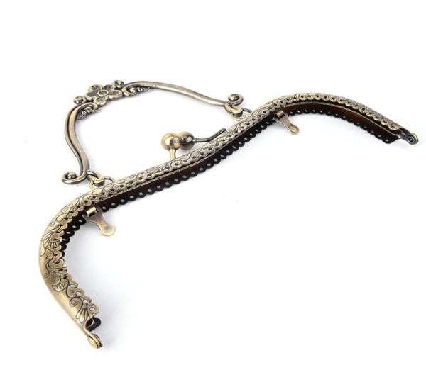 1pcs diy 205cm bronze silver vintage elegant women purse frame clutch bag clasp with handle diy hardware knurling2328714, Black
1pcs diy 205cm bronze silver vintage elegant women purse frame clutch bag clasp with handle diy hardware knurling2328714, Black