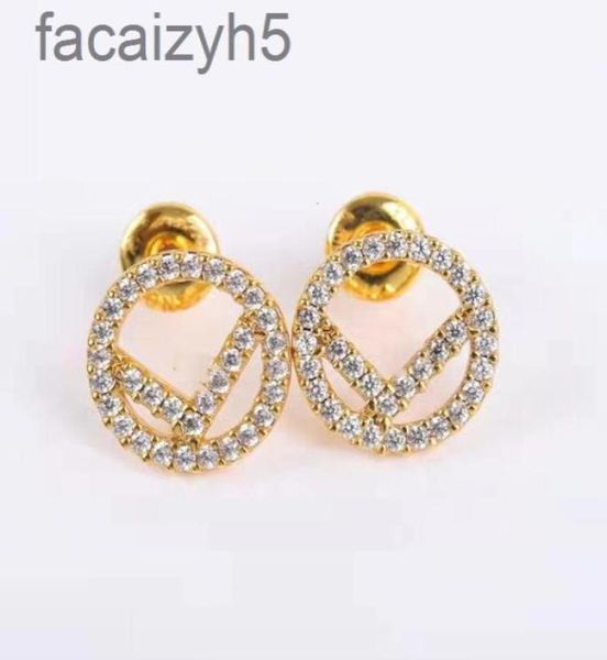 charm designer fenjia round full diamond double f earrings women039s light luxury fashion simple and versatile geometric earrin2776827438, Golden
charm designer fenjia round full diamond double f earrings women039s light luxury fashion simple and versatile geometric earrin2776827438, Golden