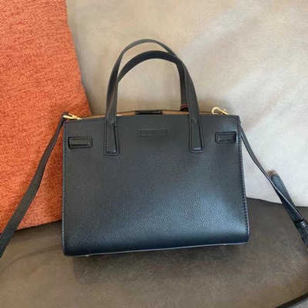 luxury torysburchs designer bag leather handbags tb womens leisure portable fashional bags one-shoulder messenger tote handbag brand bag
luxury torysburchs designer bag leather handbags tb womens leisure portable fashional bags one-shoulder messenger tote handbag brand bag