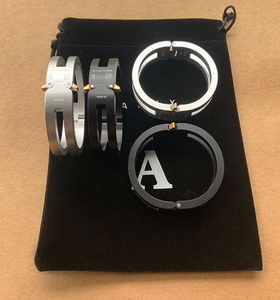 2020ss version 1017 alyx 9sm rollercoaster track alloy bracelet men women couples bangles women oval buckle bracelet5863614, Black
2020ss version 1017 alyx 9sm rollercoaster track alloy bracelet men women couples bangles women oval buckle bracelet5863614, Black