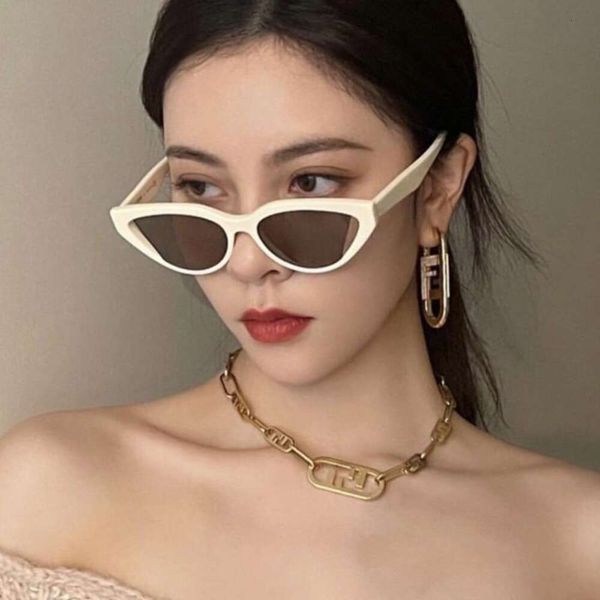 hollowed out triangular cat eye sunglasses retro small frame personality glasses trend, White;black
hollowed out triangular cat eye sunglasses retro small frame personality glasses trend, White;black