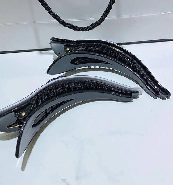 12x3cm fashion black and white acrylic clip claw clips hairpin for ladies favorite headdress jewelry accessories vip gifts6506370, Golden;silver
12x3cm fashion black and white acrylic clip claw clips hairpin for ladies favorite headdress jewelry accessories vip gifts6506370, Golden;silver