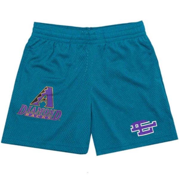 luxury summer men's shorts fashion brand basic ee short designers classics new york city skyline man women fitness loose breathable bea, White;black
luxury summer men's shorts fashion brand basic ee short designers classics new york city skyline man women fitness loose breathable bea, White;black
