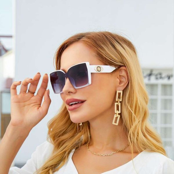 fashionable sunglasses for women big frame korean glasses wholesale, White;black
fashionable sunglasses for women big frame korean glasses wholesale, White;black