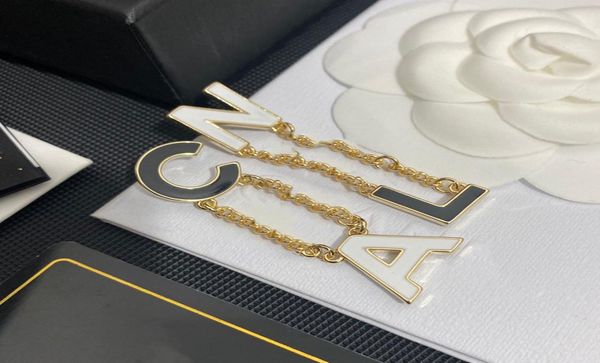 women premium gold earring designer stud luxury brand letter design fashion jewelry brass copper earrings3071696, Golden;silver
women premium gold earring designer stud luxury brand letter design fashion jewelry brass copper earrings3071696, Golden;silver