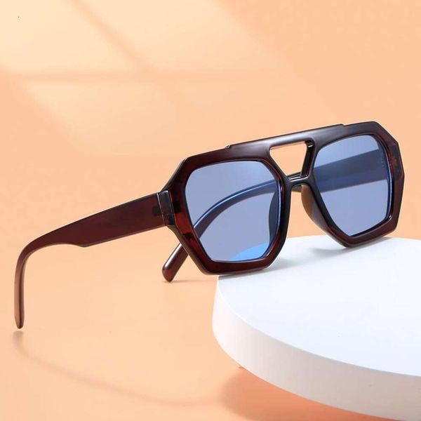 korean version of the square double beam sunglasses for men and women retro personality ocean glasses trendy, White;black
korean version of the square double beam sunglasses for men and women retro personality ocean glasses trendy, White;black