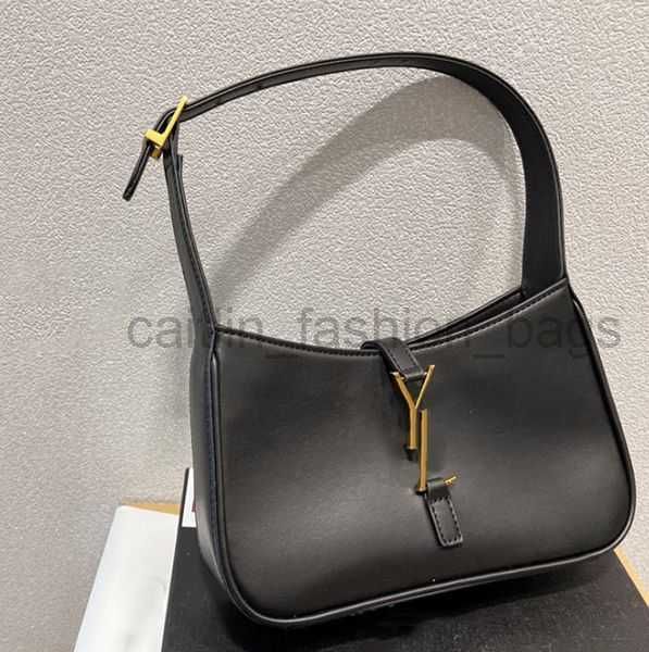 bags designer women hands tote g black calfskin classic diagonal stripes quilted chains yslii bag designer bag caitlin_fashion_bagss41
bags designer women hands tote g black calfskin classic diagonal stripes quilted chains yslii bag designer bag caitlin_fashion_bagss41
