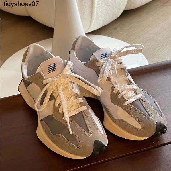 nb327 sports shoes the ancestor of the yuan dynasty grey white wine red black and white thick soled nb2002 men's and women's putia
nb327 sports shoes the ancestor of the yuan dynasty grey white wine red black and white thick soled nb2002 men's and women's putia