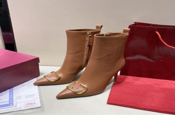 autumn winter boots for leisure women ladies sole ankle bootss chains paltform heels winter temperament boot highend 6235588, Black
autumn winter boots for leisure women ladies sole ankle bootss chains paltform heels winter temperament boot highend 6235588, Black