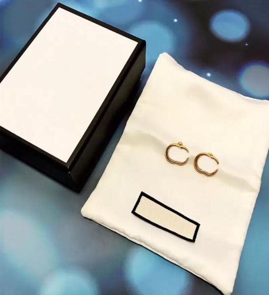 classic letter earrings studs charm retro designer earrings women eardrops jewelry with gift box for party anniversary6908977, Golden
classic letter earrings studs charm retro designer earrings women eardrops jewelry with gift box for party anniversary6908977, Golden