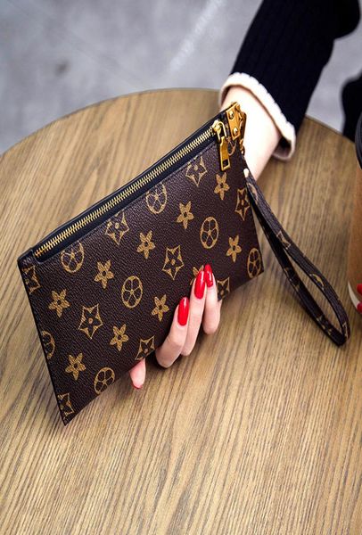 leather designers long wallet women039s zipper multi card mobile phone thin handbag fashion sksb1321676, Red;black
leather designers long wallet women039s zipper multi card mobile phone thin handbag fashion sksb1321676, Red;black