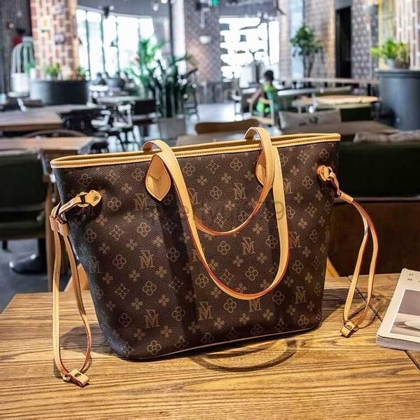 tote designer bag 2pcs/set high qulity luxurys designers women bag messenger classic lady handbags purse walletqwertyui879
tote designer bag 2pcs/set high qulity luxurys designers women bag messenger classic lady handbags purse walletqwertyui879