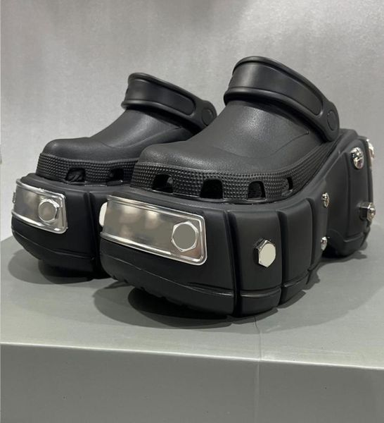 mens hard sandal in black well known brand slippers sandals travel holiday classic popular punk style catwalk lovers sho8472013
mens hard sandal in black well known brand slippers sandals travel holiday classic popular punk style catwalk lovers sho8472013