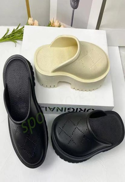 with box women men designer slippers luxury flower slides embossed interlocking platform rubber mules perforated logo slipon sand7493306, Black
with box women men designer slippers luxury flower slides embossed interlocking platform rubber mules perforated logo slipon sand7493306, Black