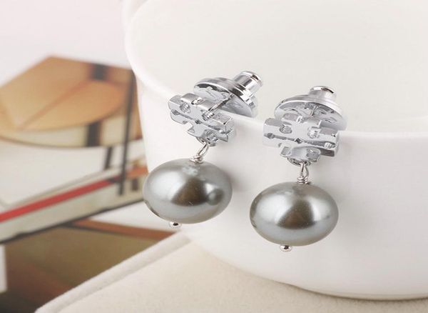 dangle chandelier stud real 18k gold plated whitegrayrose pearl t brand b earring letter earrings3037702, Silver
dangle chandelier stud real 18k gold plated whitegrayrose pearl t brand b earring letter earrings3037702, Silver