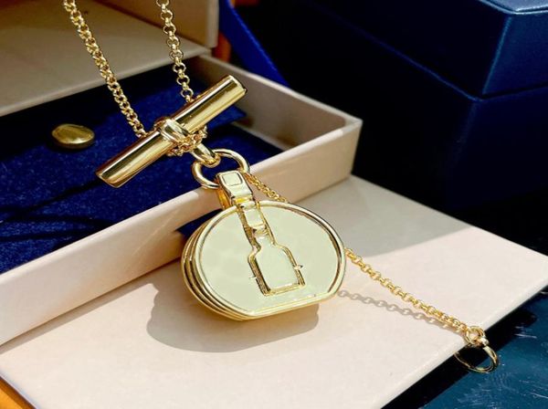 womens designers necklaces men long chain pendant handbag necklace women jewelry luxurys letter pattern love neck lace street 21123084265, Silver
womens designers necklaces men long chain pendant handbag necklace women jewelry luxurys letter pattern love neck lace street 21123084265, Silver