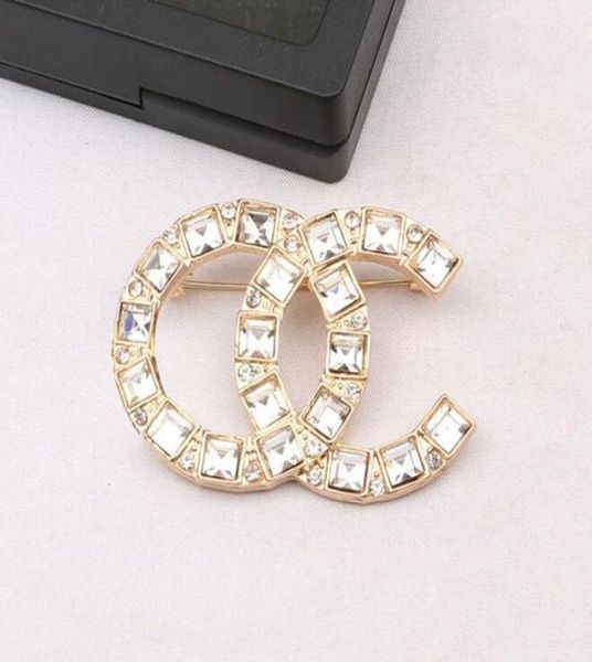23ss 2color luxury brand designers letters brooches 18k gold plated brooch crystal suit pin small sweet wind jewelry accessories w9828351, Gray
23ss 2color luxury brand designers letters brooches 18k gold plated brooch crystal suit pin small sweet wind jewelry accessories w9828351, Gray