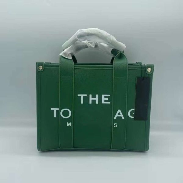 2023ss fashion bags the tote bag luxurys handbags designer bag belt shoulder crossbody bag shopping travel totes lady luxury handbag classic
2023ss fashion bags the tote bag luxurys handbags designer bag belt shoulder crossbody bag shopping travel totes lady luxury handbag classic