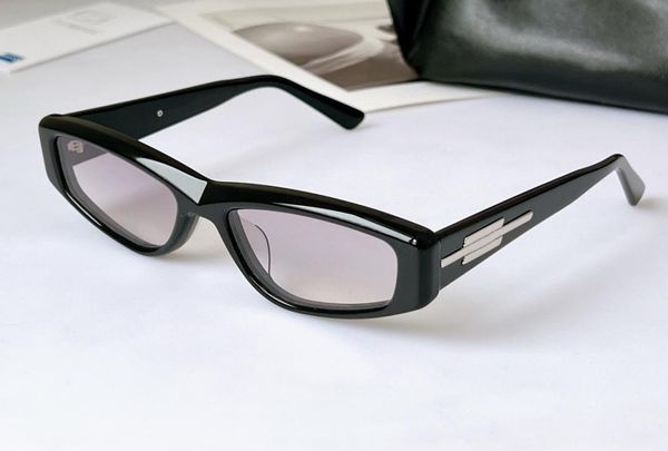 sunglasses for women men summer duru style antiultraviolet retro plate triangle full frame fashion glasses random box7650819, White;black
sunglasses for women men summer duru style antiultraviolet retro plate triangle full frame fashion glasses random box7650819, White;black
