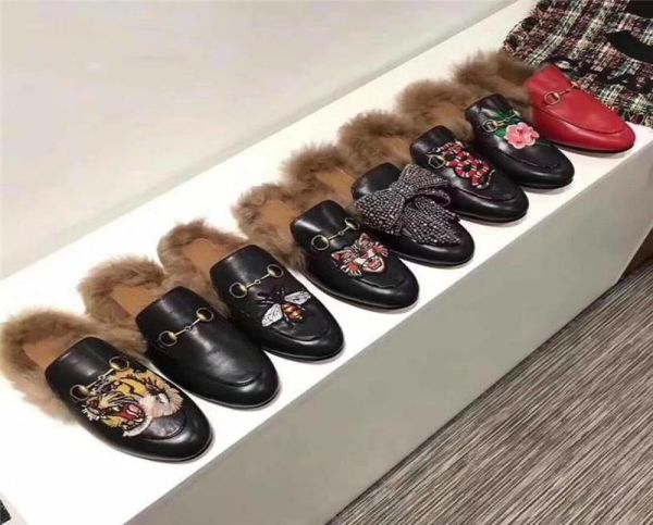 2019 luxury women fur mule slippers leather flat suede shoes flower snake mule fashion outdoor slippers winter shoes size 343 wit9612901, Black
2019 luxury women fur mule slippers leather flat suede shoes flower snake mule fashion outdoor slippers winter shoes size 343 wit9612901, Black