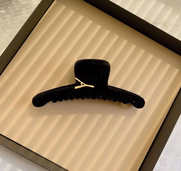 classic headband designers hair clip for women letter barrettes luxurys designers hairclip fashion velvet headbands fashion access3312628, Golden;silver
classic headband designers hair clip for women letter barrettes luxurys designers hairclip fashion velvet headbands fashion access3312628, Golden;silver