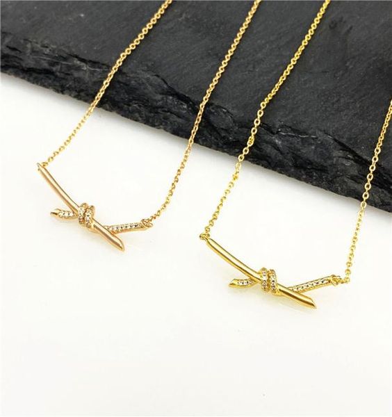 18k gold stainless steel luxury pendant necklaces t sweet bow bowknot designer necklace with shining crystal zircon choker party j5029393, Silver
18k gold stainless steel luxury pendant necklaces t sweet bow bowknot designer necklace with shining crystal zircon choker party j5029393, Silver