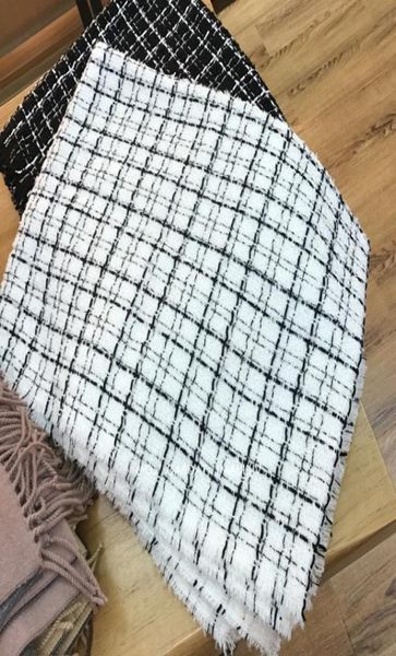 fashion scarf woman scarves for neck women039s winter shawl blue plaid thick warm collar korean fashionable ladies luxury scarv1565939, Blue;gray
fashion scarf woman scarves for neck women039s winter shawl blue plaid thick warm collar korean fashionable ladies luxury scarv1565939, Blue;gray