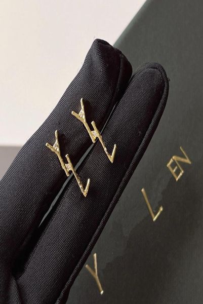 exquisite charm design earrings high end style earring luxury designer jewelry classic style accessories wedding party 18k gol6847534, Golden
exquisite charm design earrings high end style earring luxury designer jewelry classic style accessories wedding party 18k gol6847534, Golden