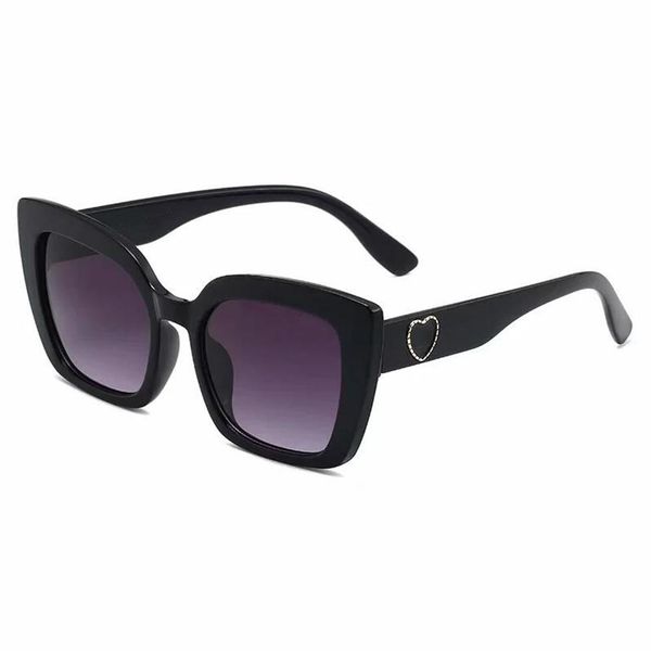 2021 new designer sunglasses brand glasses outdoor parasol pc frame fashion classic ladies luxury 1123 sunglasses shade mirror wom260h, White;black
2021 new designer sunglasses brand glasses outdoor parasol pc frame fashion classic ladies luxury 1123 sunglasses shade mirror wom260h, White;black